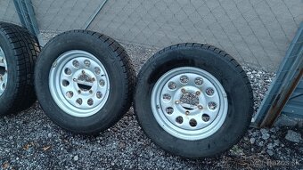 Sada diskov Suzuki Jimmy s pneu Cooper Discover 205/70 R15 - - 3