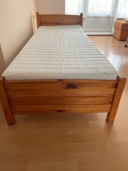 Kvalitná posteľ z masívu borovice 80x200 - 3