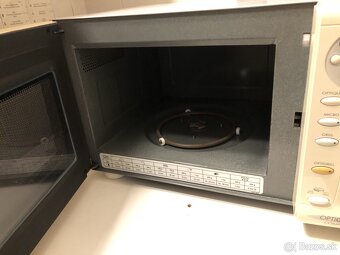 Kvalitná francúzka mikrovlnka Moulinex Optigrill Y57 za 30e - 3