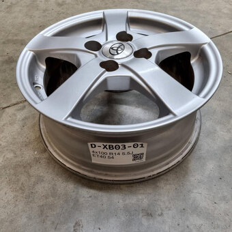 Disky Dezent 4x100 R14 5,5J ET40 - 3