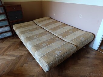 Rozkladacia sedačka - posteľ - 3