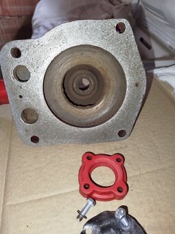 Vodné čerpadlo Zetor 25 - 3