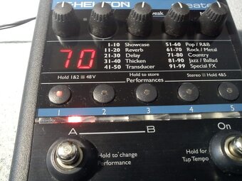 TC Helicon  Voicetone create - 3