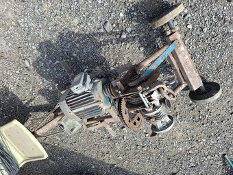 Stavebny vytah / elektricky navijak. - 3