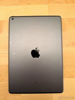 📱 iPad 7. generácie (A2197) 32GB, WiFi - 3