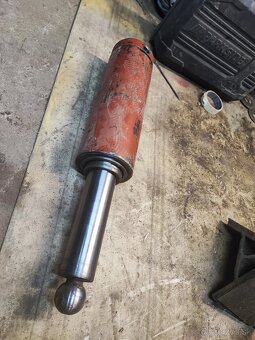 Kyper majler - vyklápanie vlečky - 3