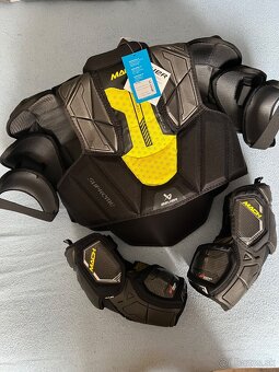 Hokejová výstroj - 3