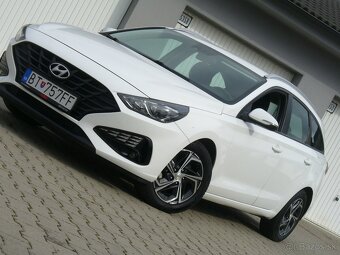 Hyundai i30 CW Combi 1.6 CRDI 9/2021 - 3