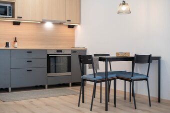 Rínok Rača nová garsónka 40m2 + balkón, s parkovaním - 3
