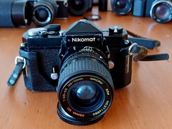 Staré fotoaparáty pro sběratele - Nikomat, Canon, Olympus.. - 3