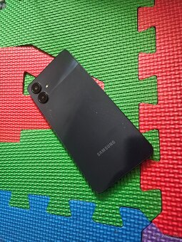 samsung galaxy a06 - 3
