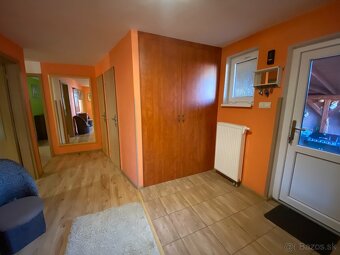 Bývanie blízko centra mesta – rodinný dom v Lučenci - 3