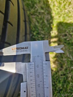 Predám letnú pneumatiku 255/45R19 100V Goodyear SUV - 3