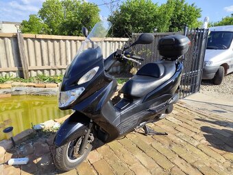 Suzuki burgman 125 - 3