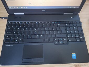 Dell Latitude E5540 - 3