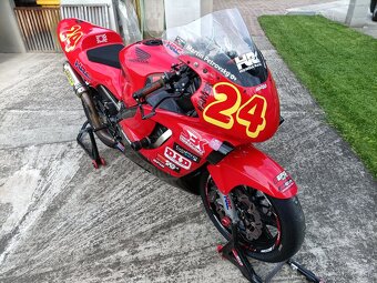 Okruhovka Honda CBR 600 f4 + mokrá sada - 3