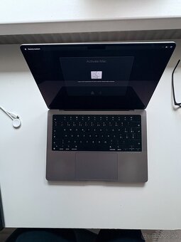 Predám MacBook Pro M1 Pro '14 - 3