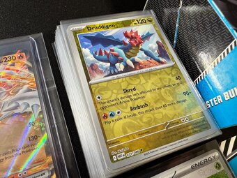 Pokemón PREM. balík A: 100ks kariet v obaloch s EX + darčeky - 3