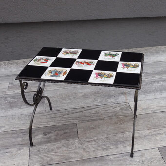 Stolík malý – glazovaná keramika a kované železo. - 3