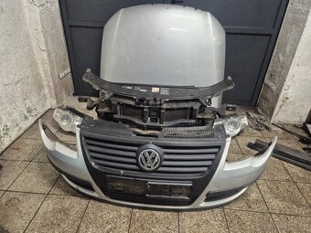 Predám náhradné diely na Volkswagen Passat b6 3c - 3