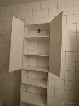 Kúpeľňová skrinka - 3