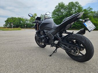Kawasaki Z750 R - 3