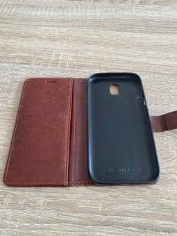 Kryty puzdra na Samsung galaxy J5 - 3