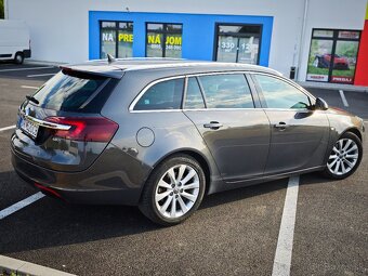 OPEL INSIGNIA Sports Tourer - 3