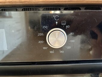 Vstavaná rúra WHIRLPOOL OAS KC8V1 BLG - 3