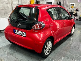 TOYOTA AYGO, 1.0 i, 50KW/68PS, 2011, 93 000 KM - 3