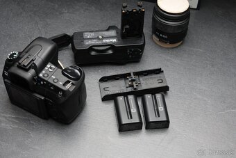 Sony A350 + 18-55mm + batterygrip - 3