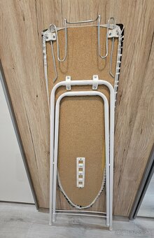 Kompaktná žehliaca doska - 3