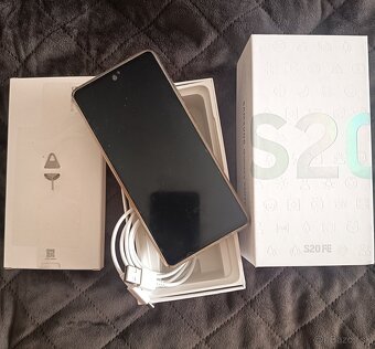 S20 FE - 3
