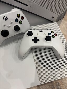 Xbox one S 500GB - 3