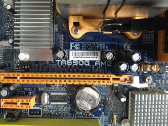 retro pc AMD Athlon 64 X2 4050e 2.1 GHz, AM2, 1GB DDR2 - 3