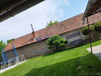 Znížená cena 7 izbový Rodinný dom v obci Vrakuň pri D - 3