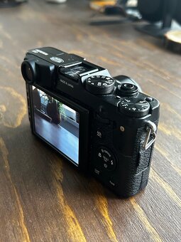 Fujifilm X10 - 3
