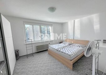 EXKLUZÍVNY 2i byt ( 72 m2 ), REKONŠTRUKCIA, CENTRUM, Dobrovi - 3