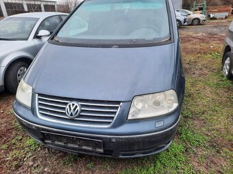 Rozpredam Volkswagen Sharan 1,9tdi 85kw AUY. - 3