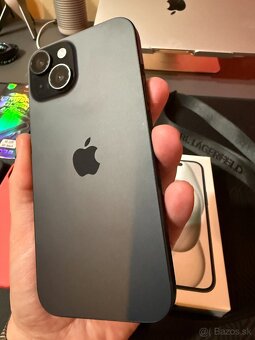 Apple iPhone 15 128GB - 3