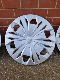 puklice audi r17 kryty disku Audi Puklice 17 R17 - 3