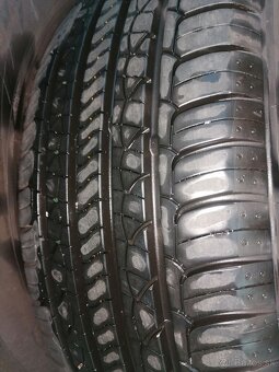 Predam letné pneu Nexen Npriz AH8 205/60R16 92H - 3