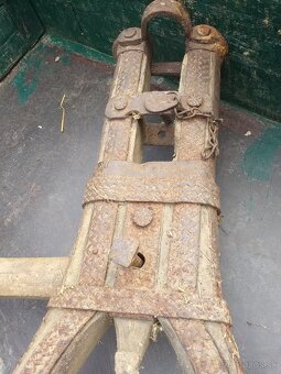 Predna os z konskeho voza - 3