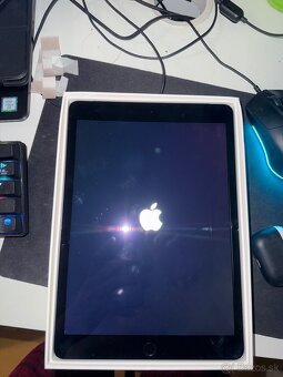 iPad 9. Generácia wifi+cellular space grey - 3