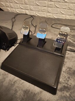 Thrustmaster T150 Pro – herný volant + 3-pedále (PC / PS4) - 3