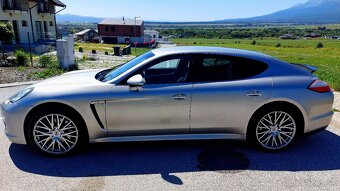 Porsche Panamera 3,6 V6 220kW 4x4 - výmena možná - 3