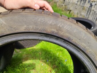 235/45 R18 - 3