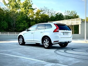 Volvo XC60 D3 Momentum - 3