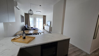 PRENÁJOM – 3 izbový byt – 84,22m2 s BALKÓNOM – SLNEČNICE POP - 3