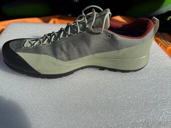 Predám Arcteryx tenisky Gore-tex - 3